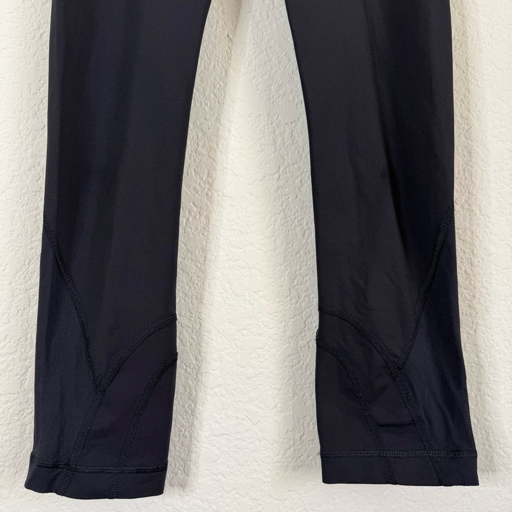 Lululemon Womens Black Cropped Athletic Workout Pants Size 2 - Picture 3 of 14